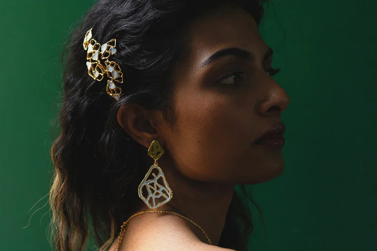 Earrings That Photograph Beautifully: Statement Styles That Shine