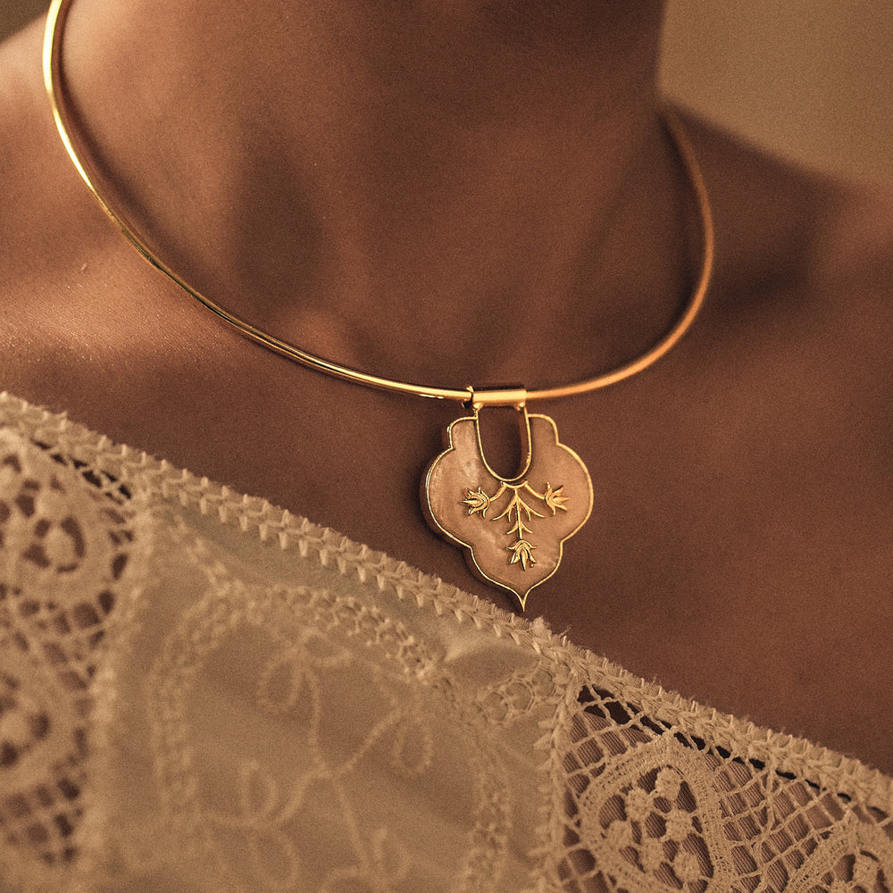 Mosaic Choker