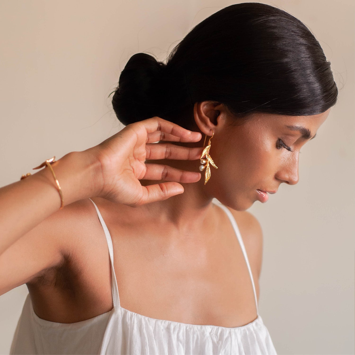 baroque pearls haya earrings